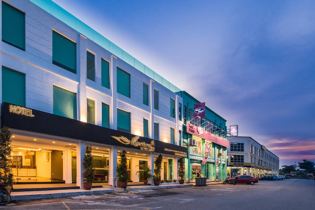 Riverfront Sentral Hotel Malacca Extérieur photo